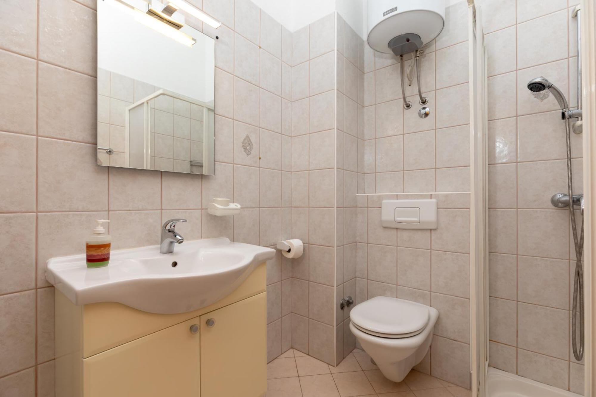 Apartments Lidija Matosevic 波雷奇 外观 照片